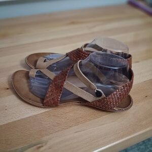 Cydwoq Vintage Women’s Brown Braided Strappy Sandals